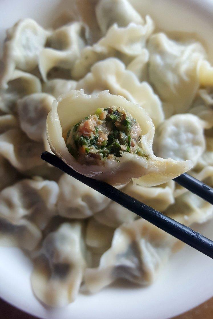 潘晓晓做的芹菜木耳鲜肉水饺
