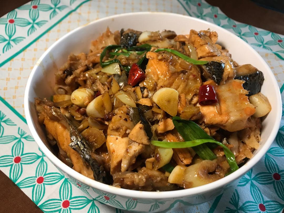 《中餐厅》张亮的焗三文鱼头