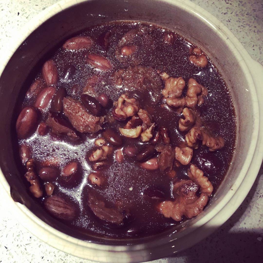 不急不躁吃早餐