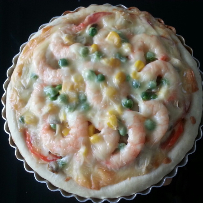 厚底鲜虾培根披萨