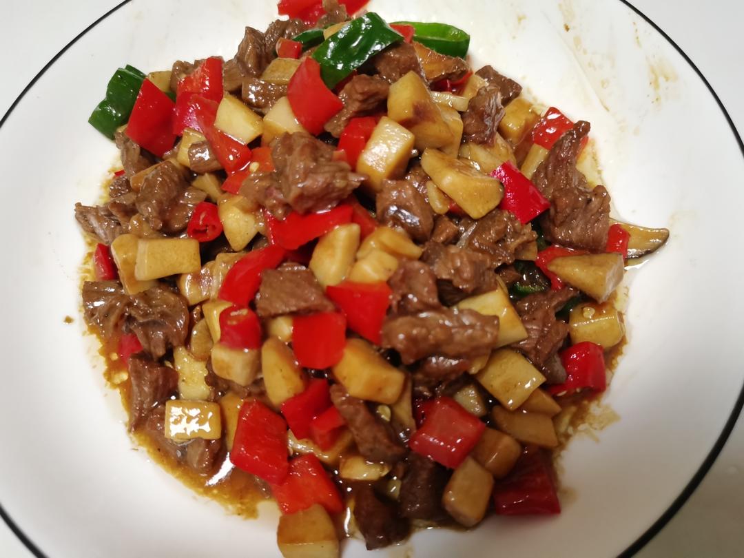 家常菜~杏鲍菇烧牛肉粒
