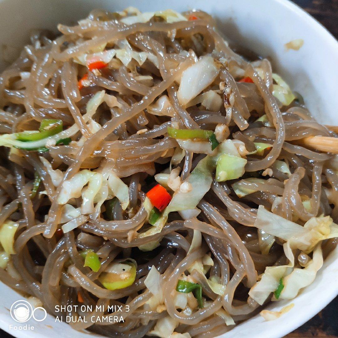 圆白菜炒粉条