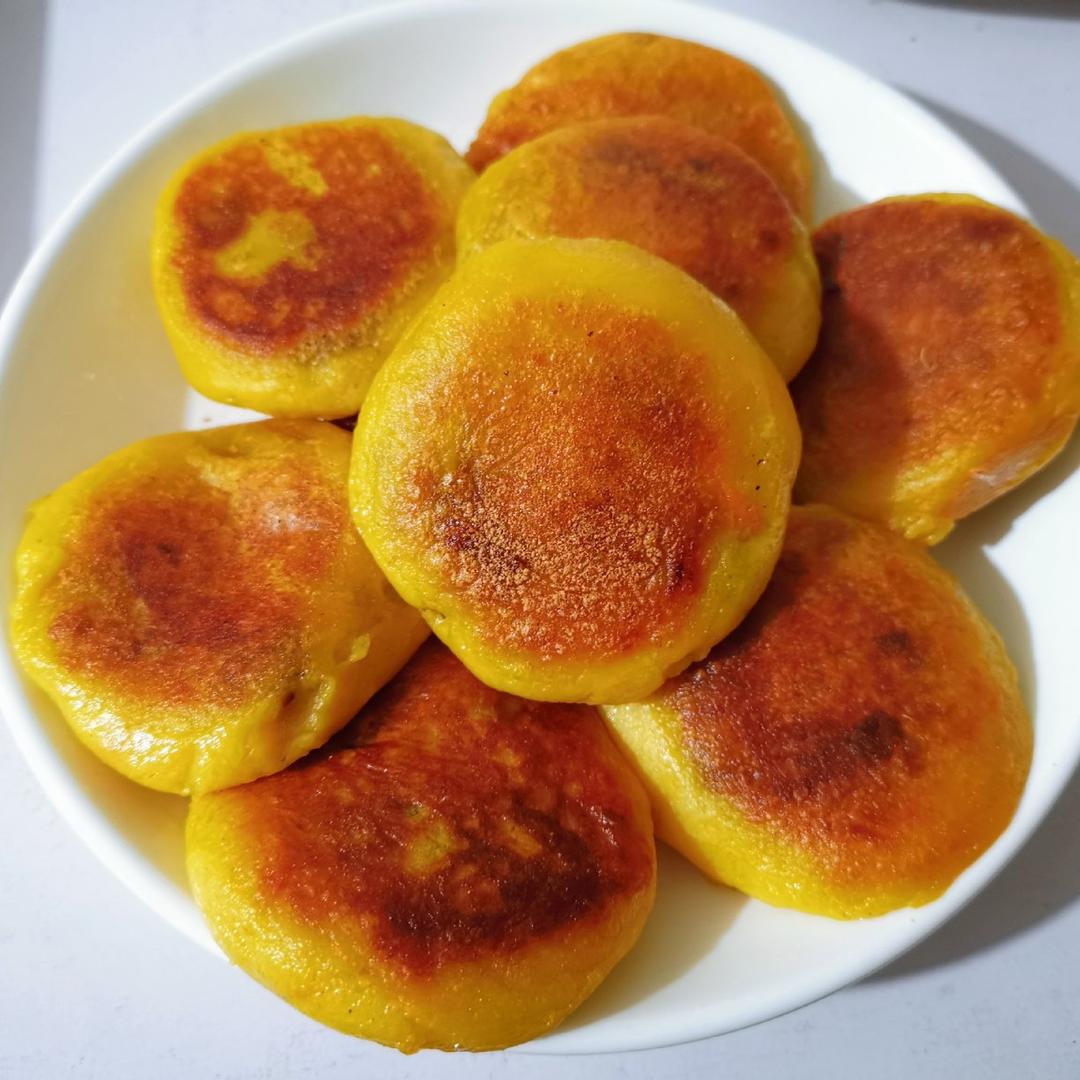 不用烤箱❗️好吃到爆炸的红薯豆沙饼❗️早餐不用愁（附食谱）