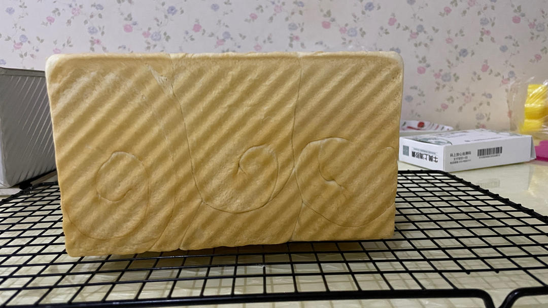 吐司，奶香手撕面包，超级香浓