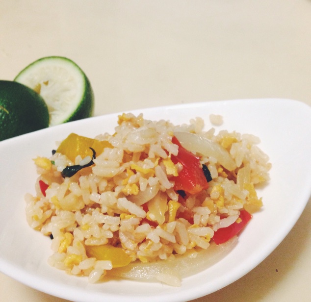 泰式九层塔香辣炒饭