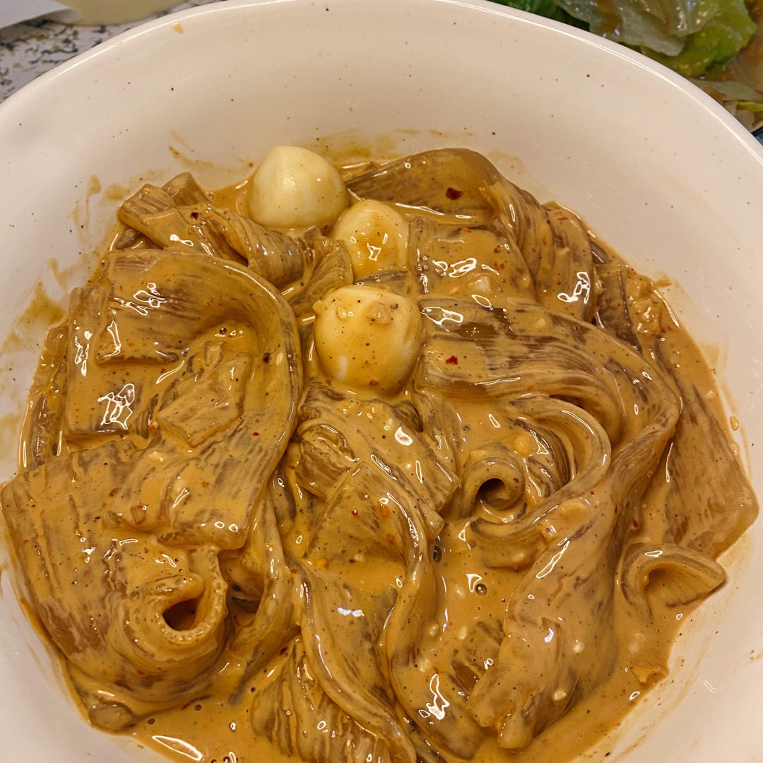 秒杀小夜市的麻酱流汁宽粉