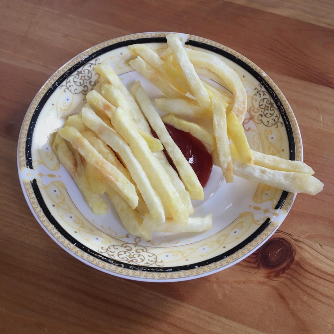 宁致远大妞做的微波炉薯条无油无盐版