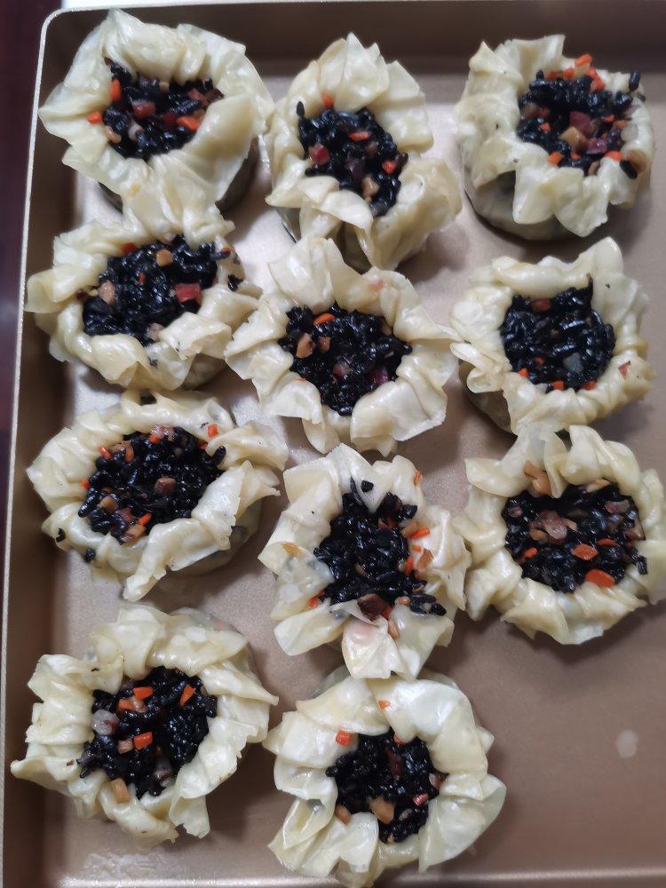 饺子皮咸蛋黄烧麦