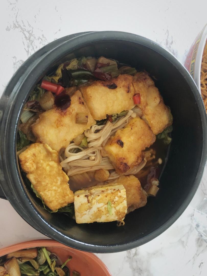 白菜豆腐煲