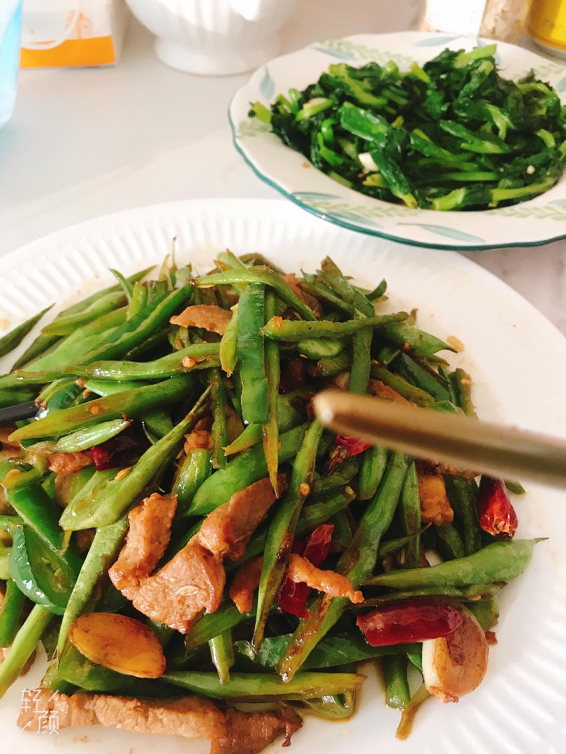 架梅炒肉丝