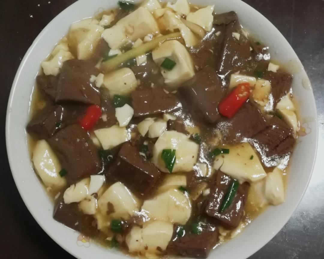 家常鸭血豆腐