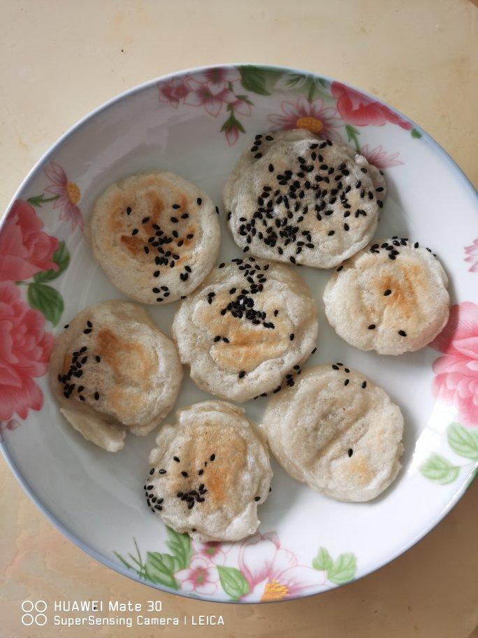 芝麻糯米饼（超级简单）