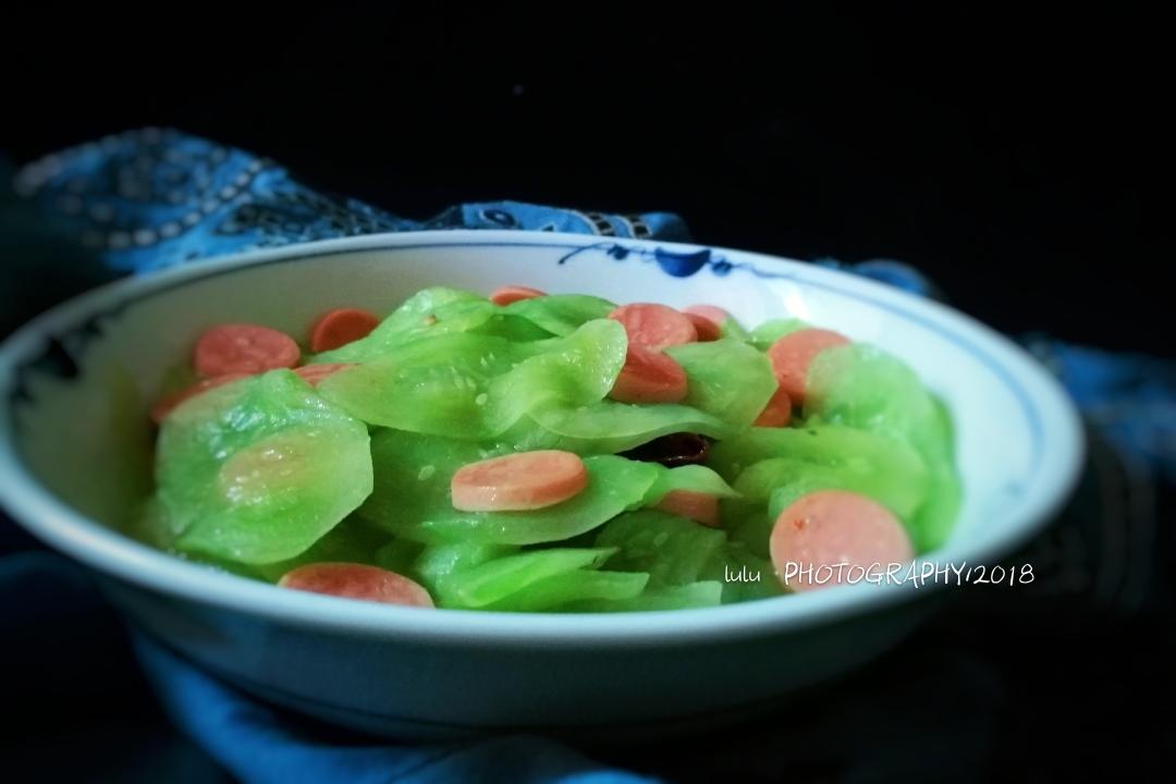 火腿肠炒黄瓜