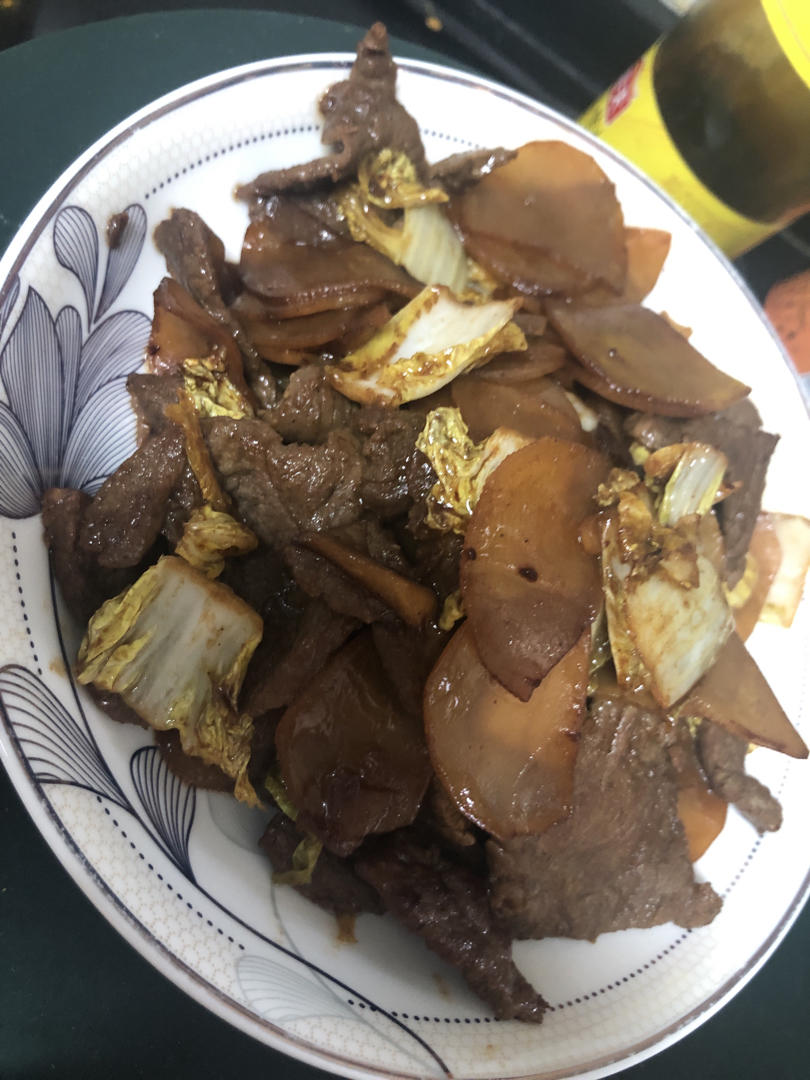 孜然土豆炒牛肉