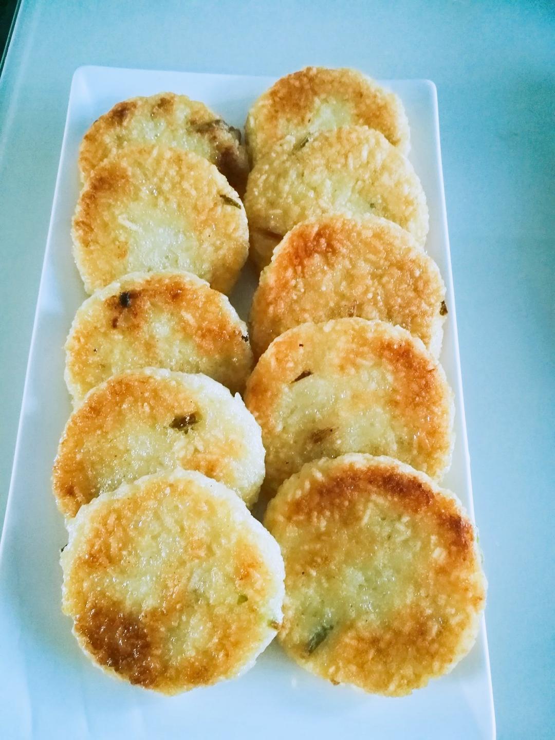 手机用户0099_cqsk做的鸡蛋米饭饼