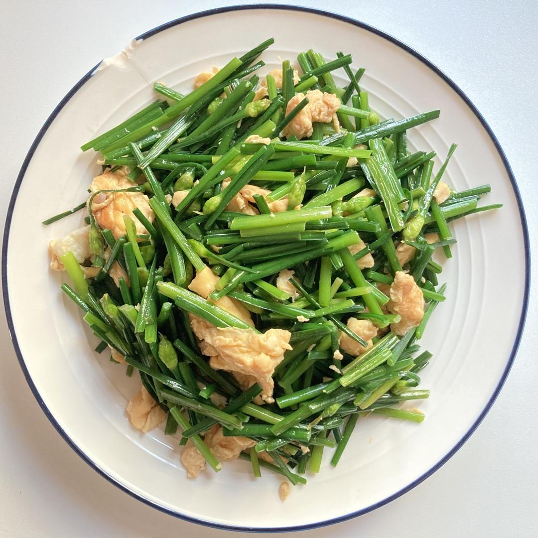 韭菜花炒鸡蛋