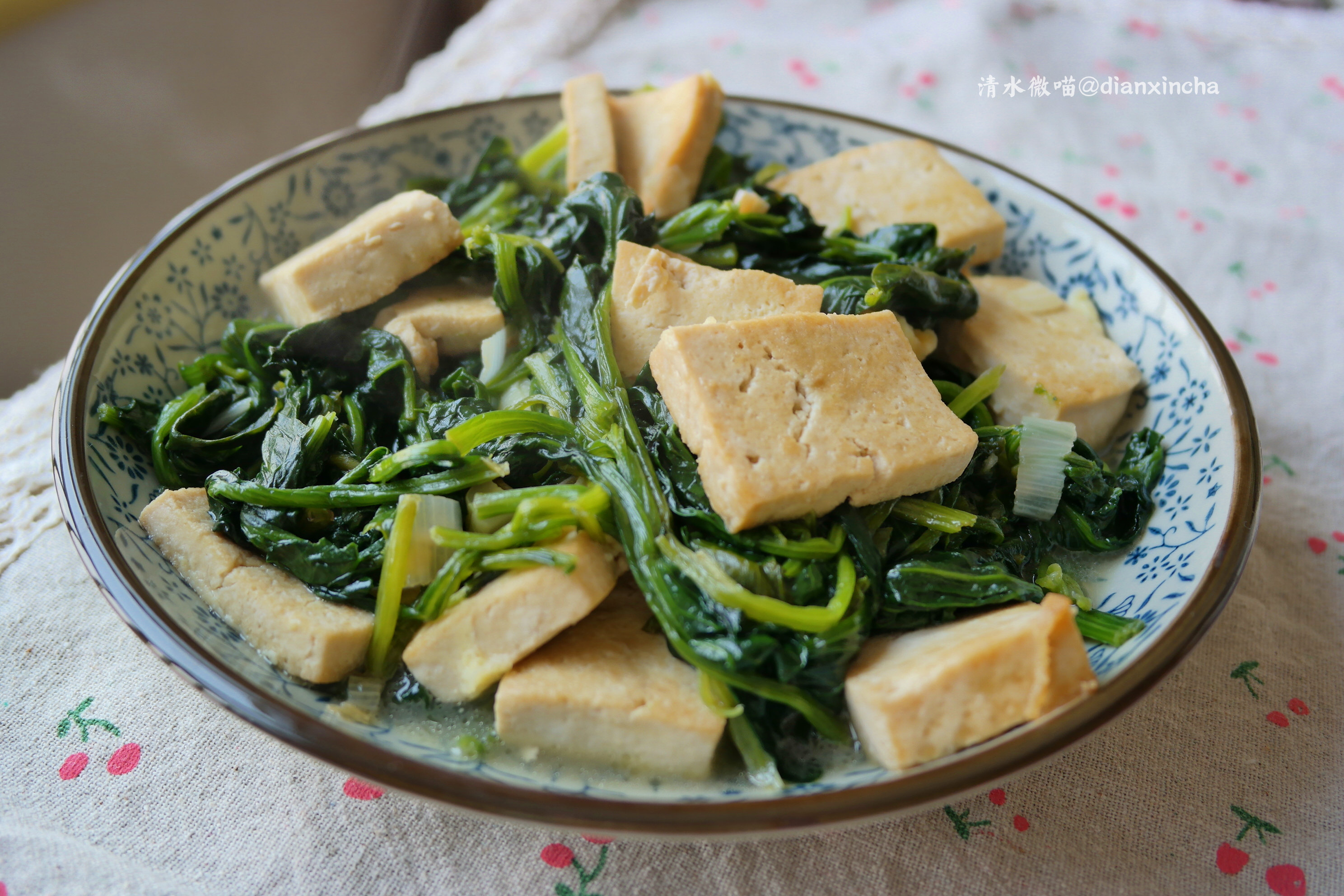 菠菜炒豆腐