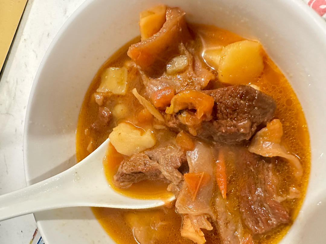 番茄土豆炖牛腩