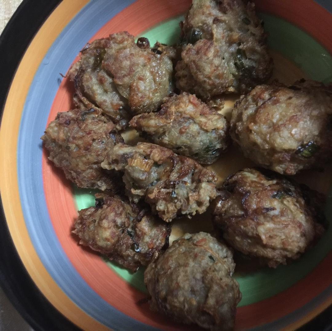 油炸胡萝卜小肉丸