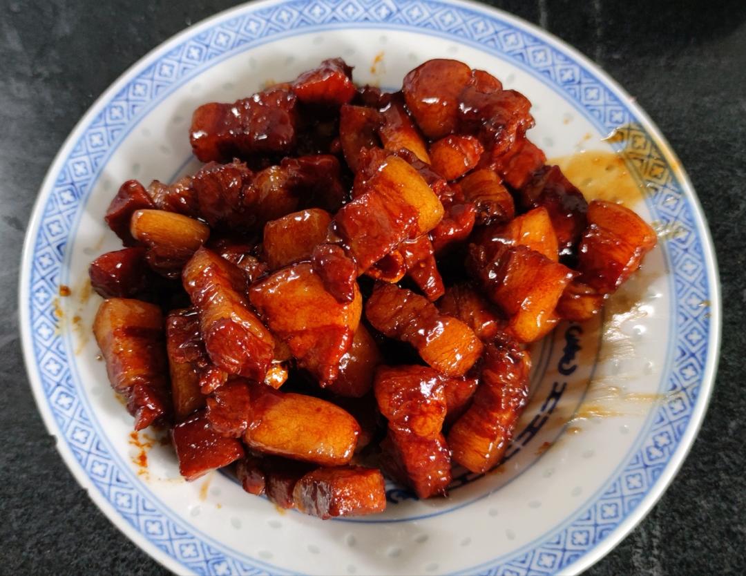 吃一块想两块不油不腻红烧肉