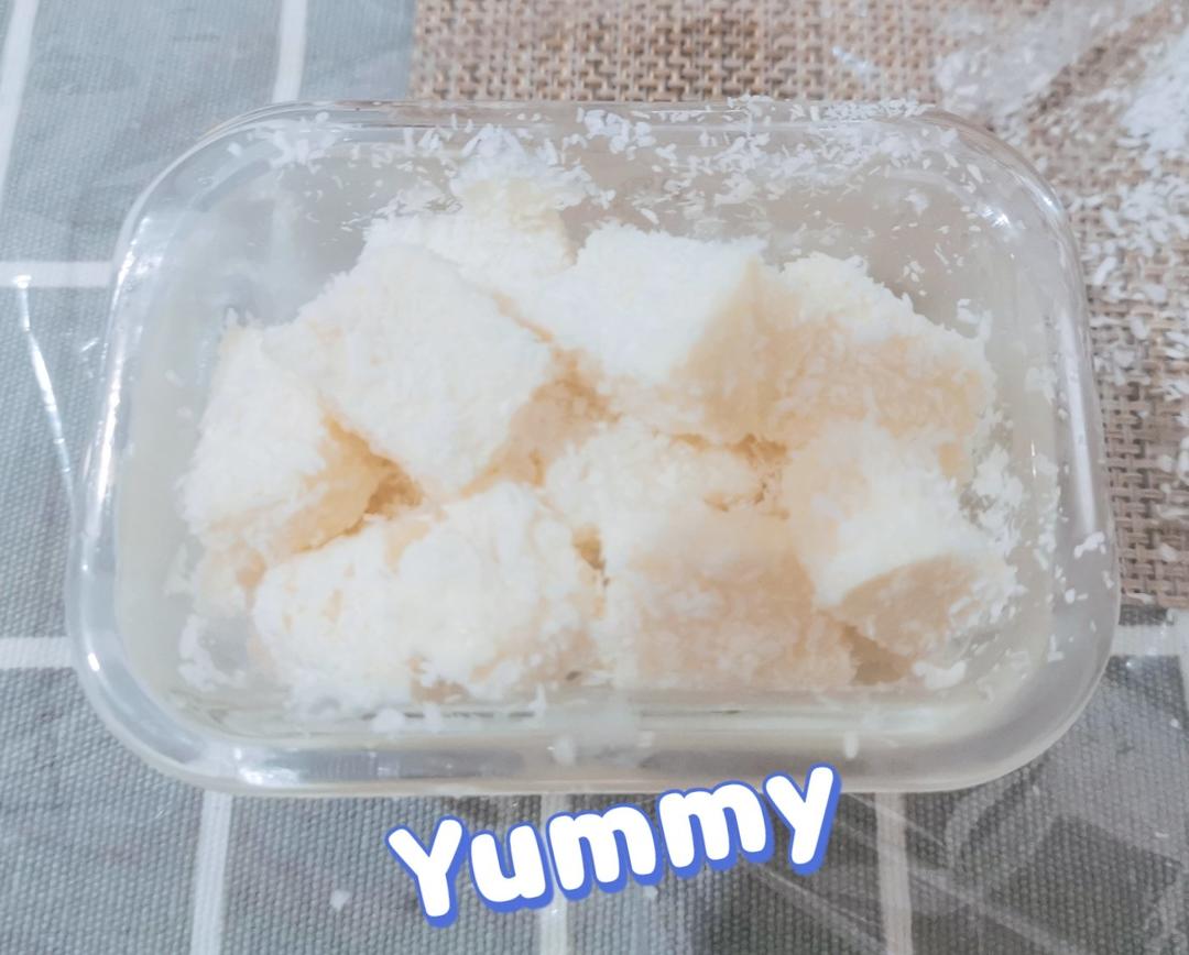 完胜85度C牛奶椰丝小方