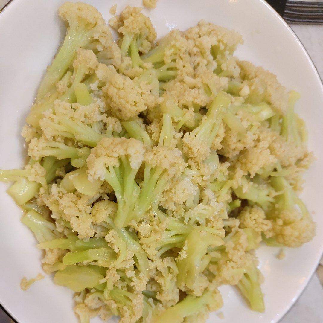 清炒花菜