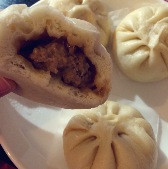 酱肉萝卜大包子