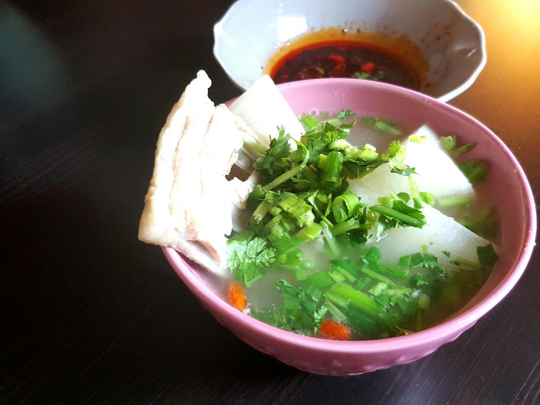 萝卜排骨汤