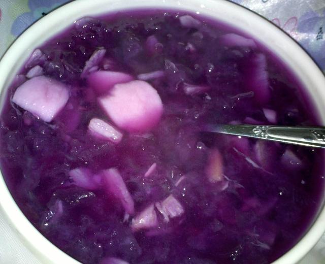 紫番薯淮山雪耳糖水