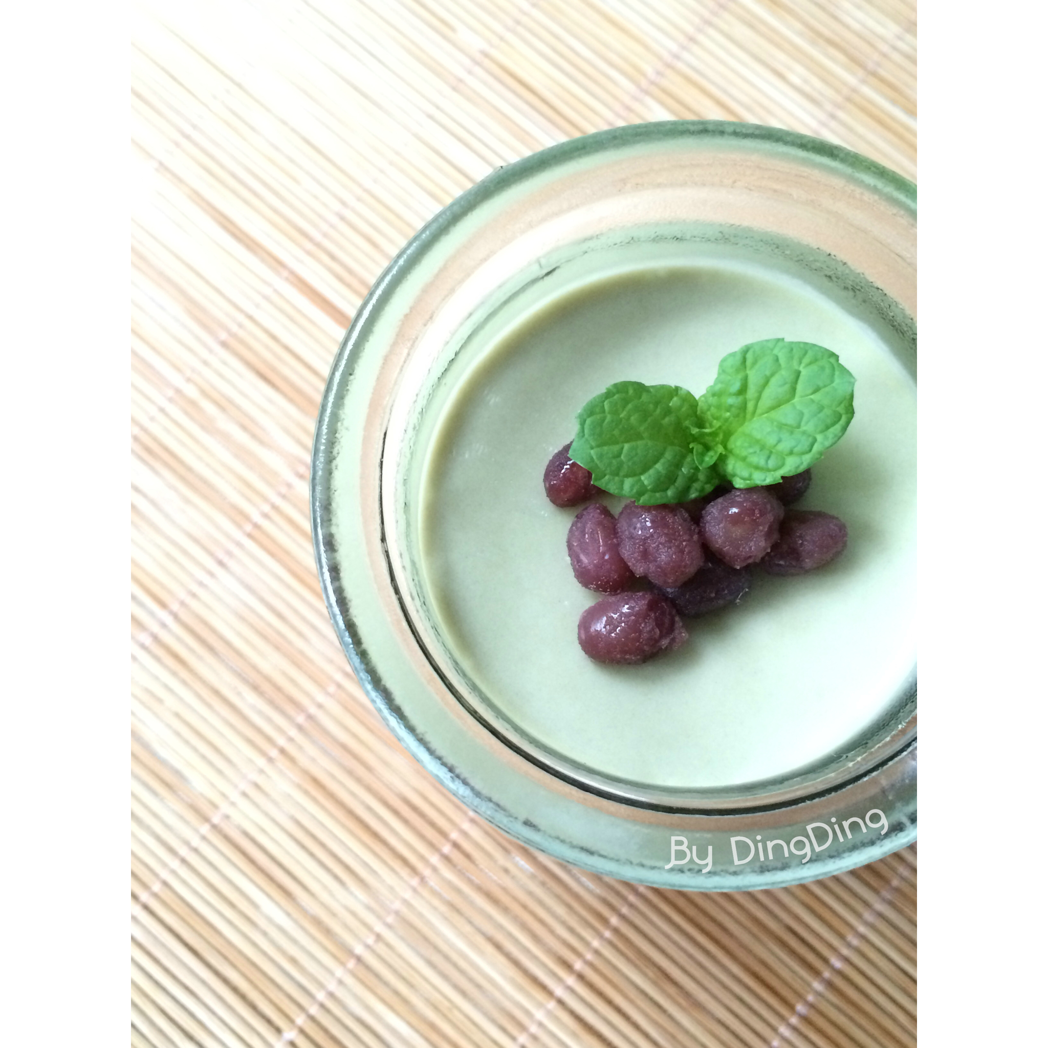 抹茶红豆慕斯杯