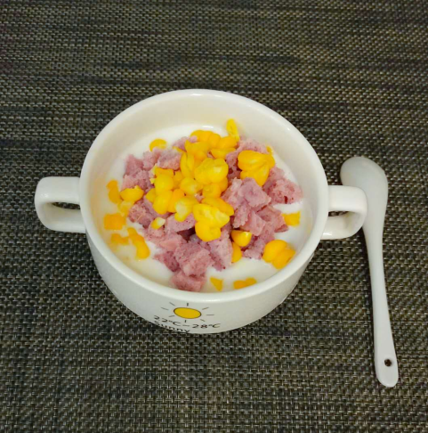 酸奶紫薯馍片杯的做法