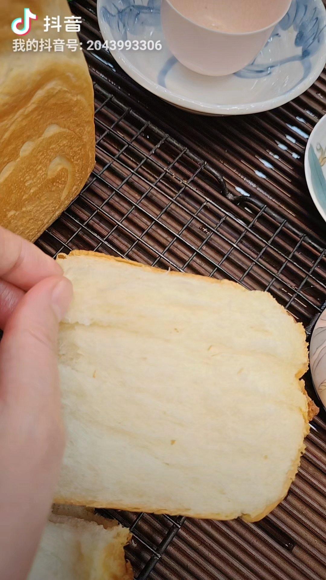 软到不知所措的牛奶卷