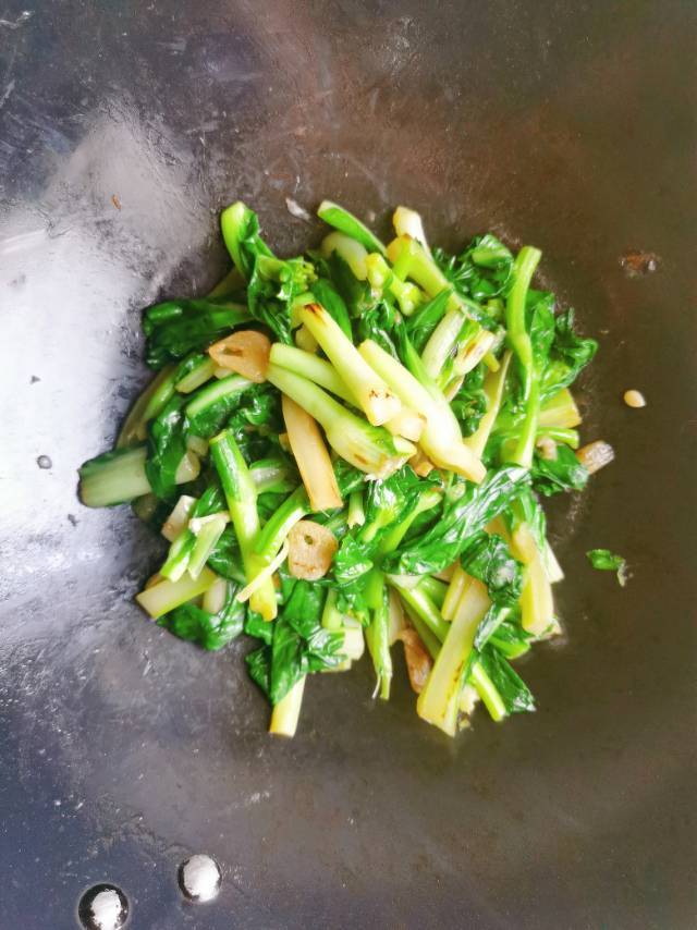 注意这几点你也能做出完美的炒白菜苔