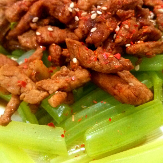 芹菜炒肉片