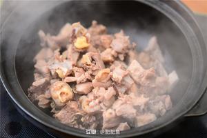 砂锅黄焖鸡米饭超级简单，不会失手的做法 步骤4
