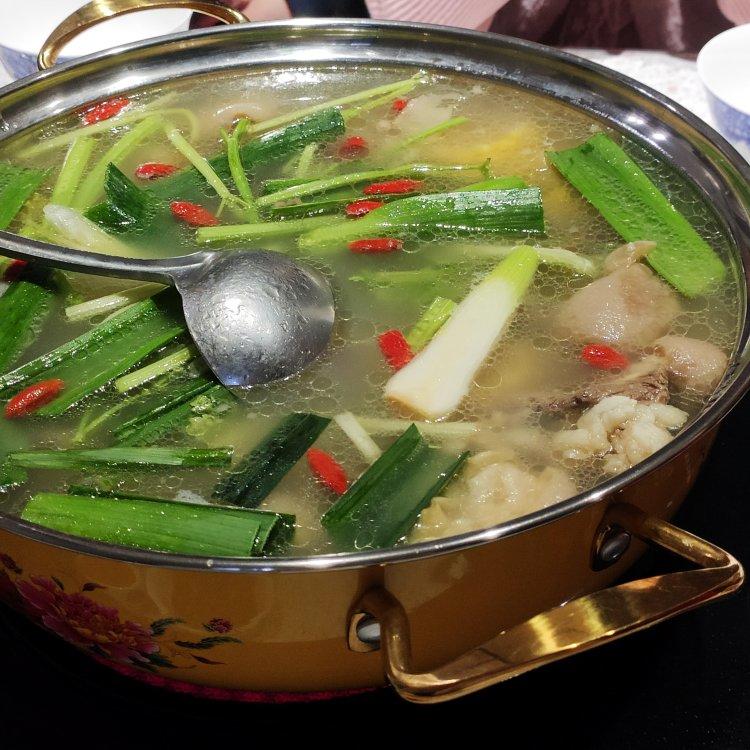 - 食事 -