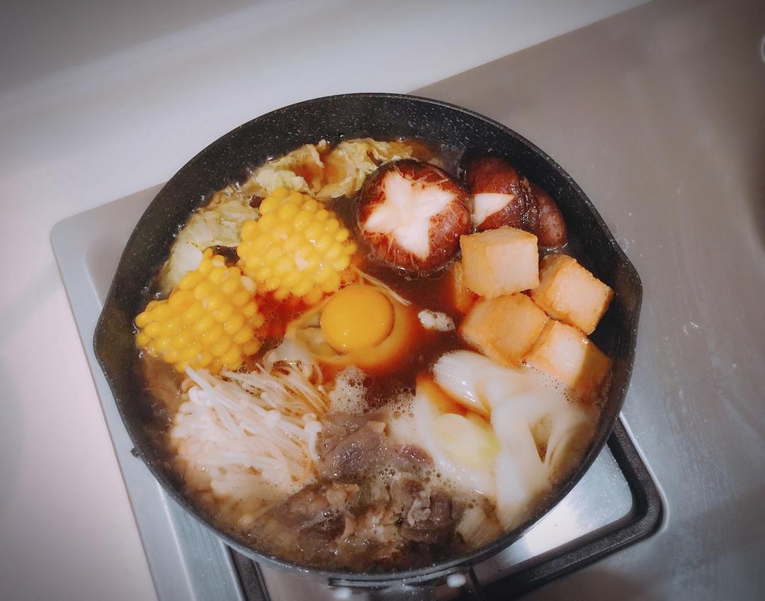 寿喜烧（日式牛肉锅）