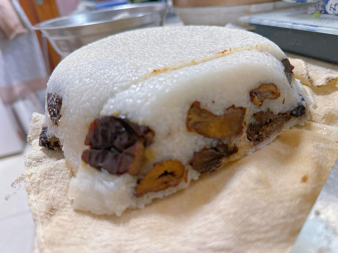 只需要时间和耐心的古法红枣糯米切糕