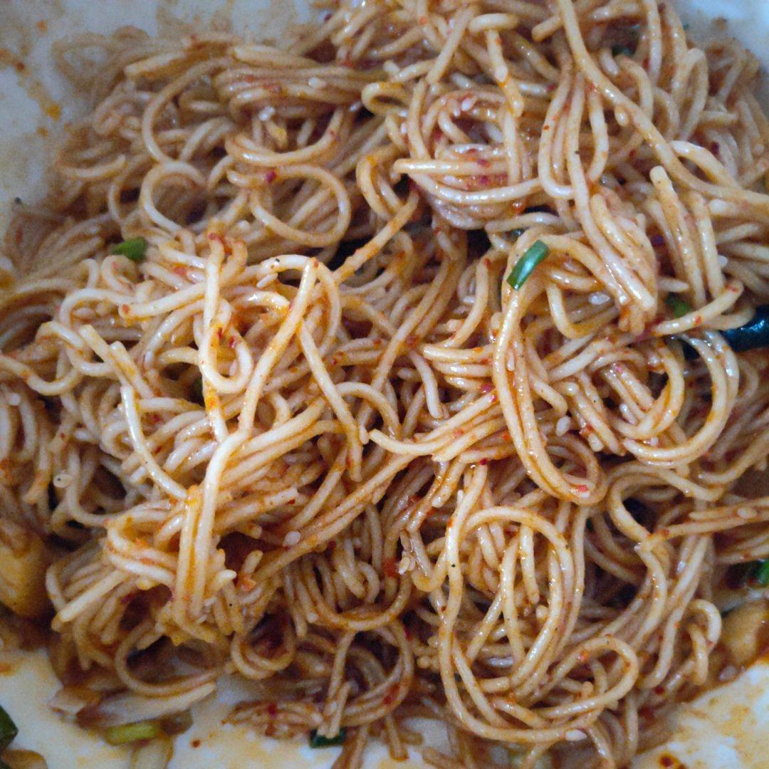 姥姥的爽口凉面！（干拌挂面）