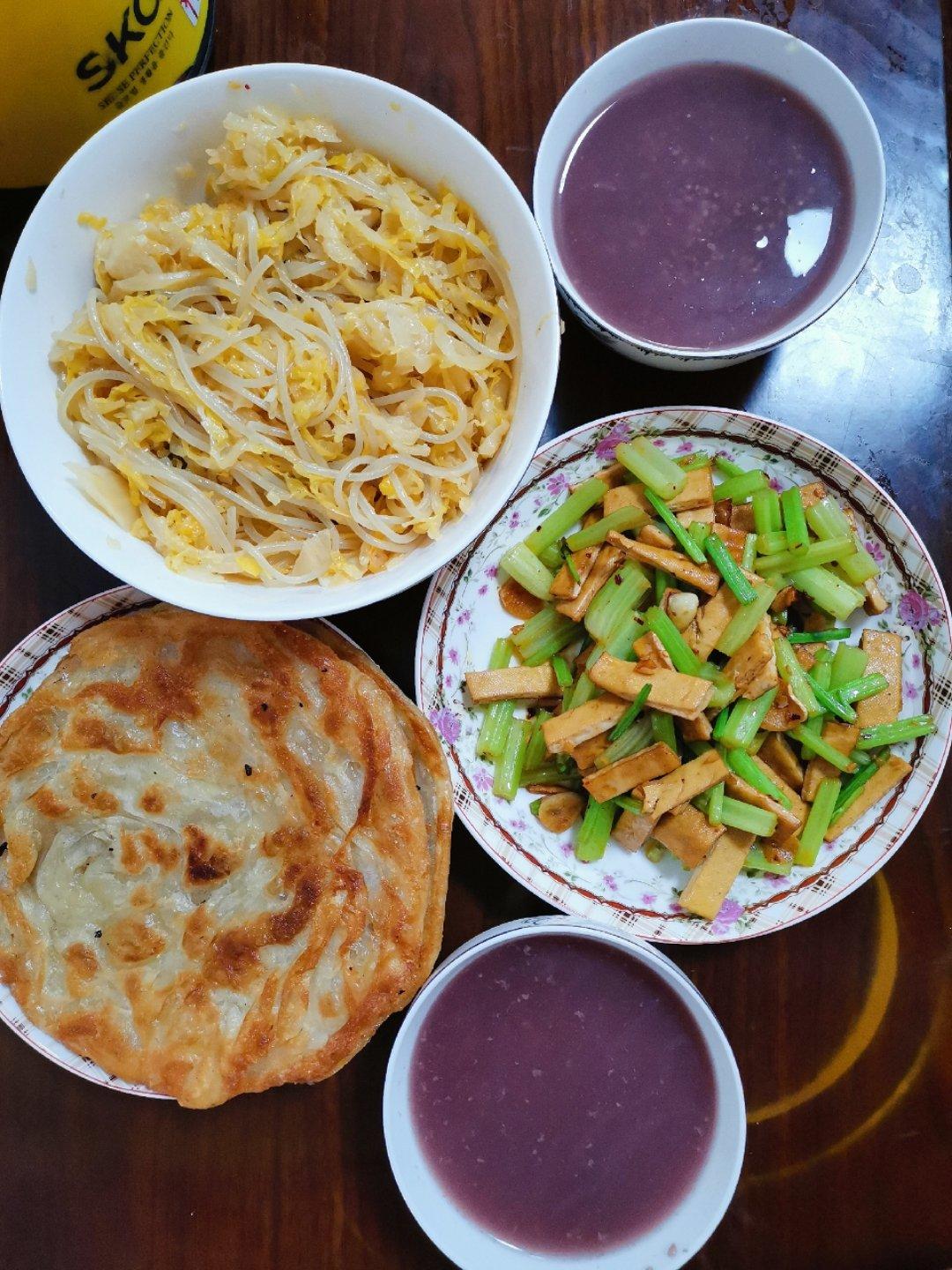 酸菜炒粉条