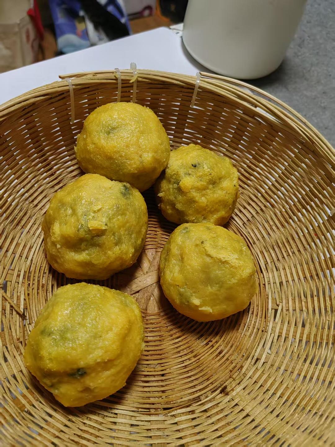 菠菜团子