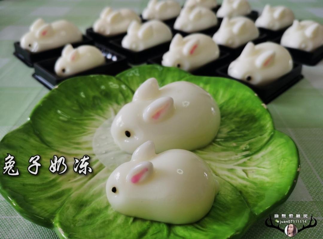 网红超快手的小兔子牛奶布丁