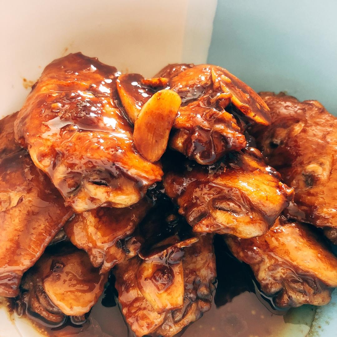 蒜香蚝油鸡翅中