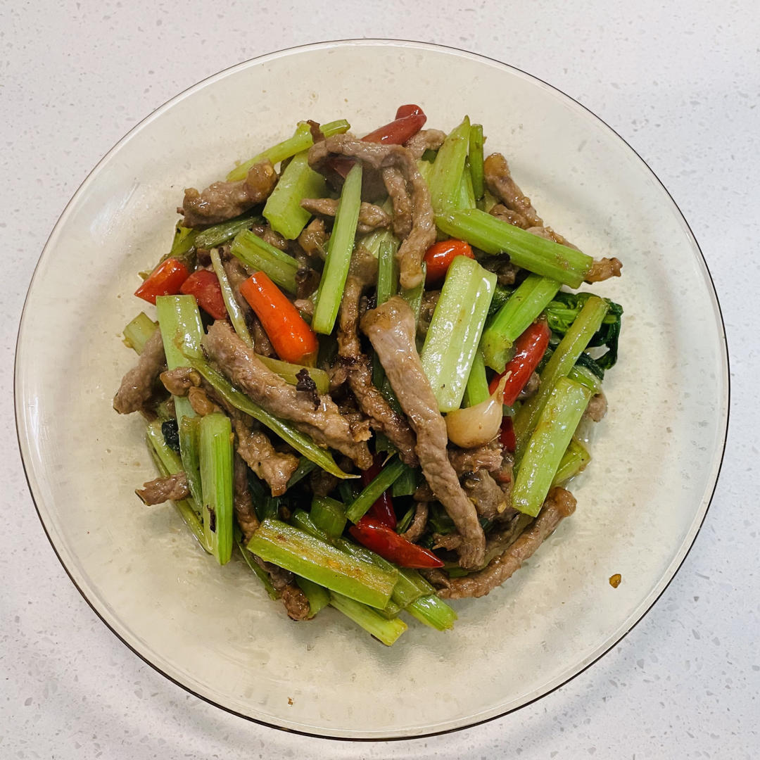 芹菜炒牛肉