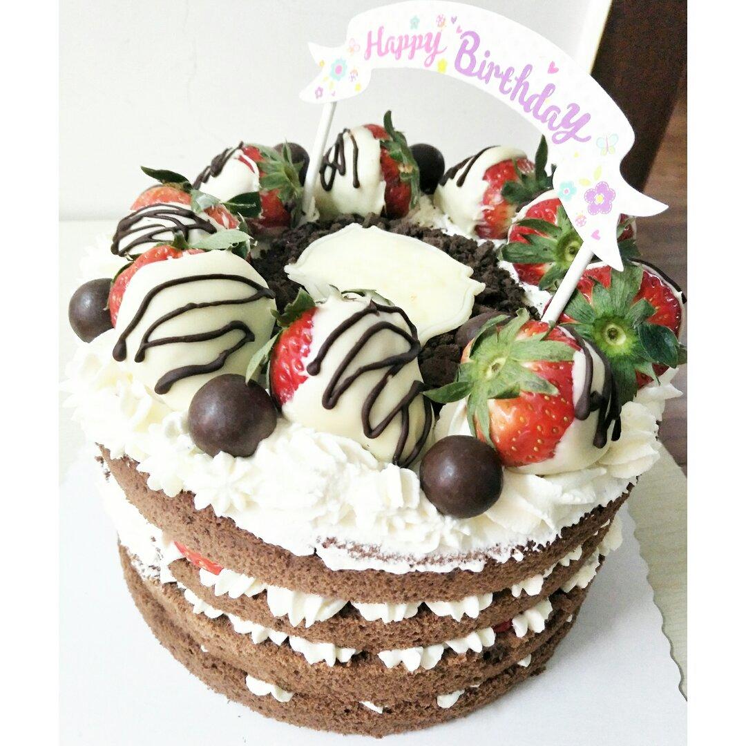 草莓巧克力裸蛋糕