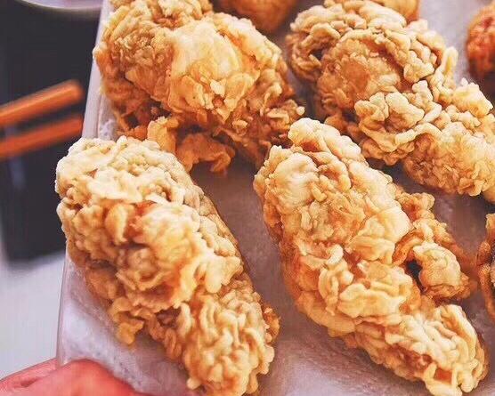 【韩国炸鸡】秒杀KFC香辣鸡翅的做法