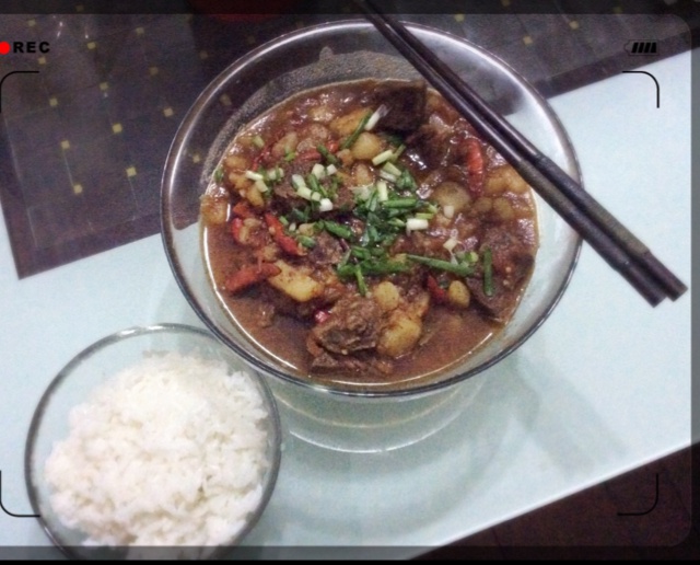 西红柿土豆炖牛肉