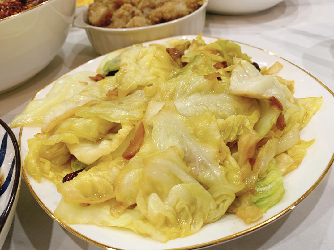 厨师长教你：“手撕包菜”的家常做法,简单又不失美味