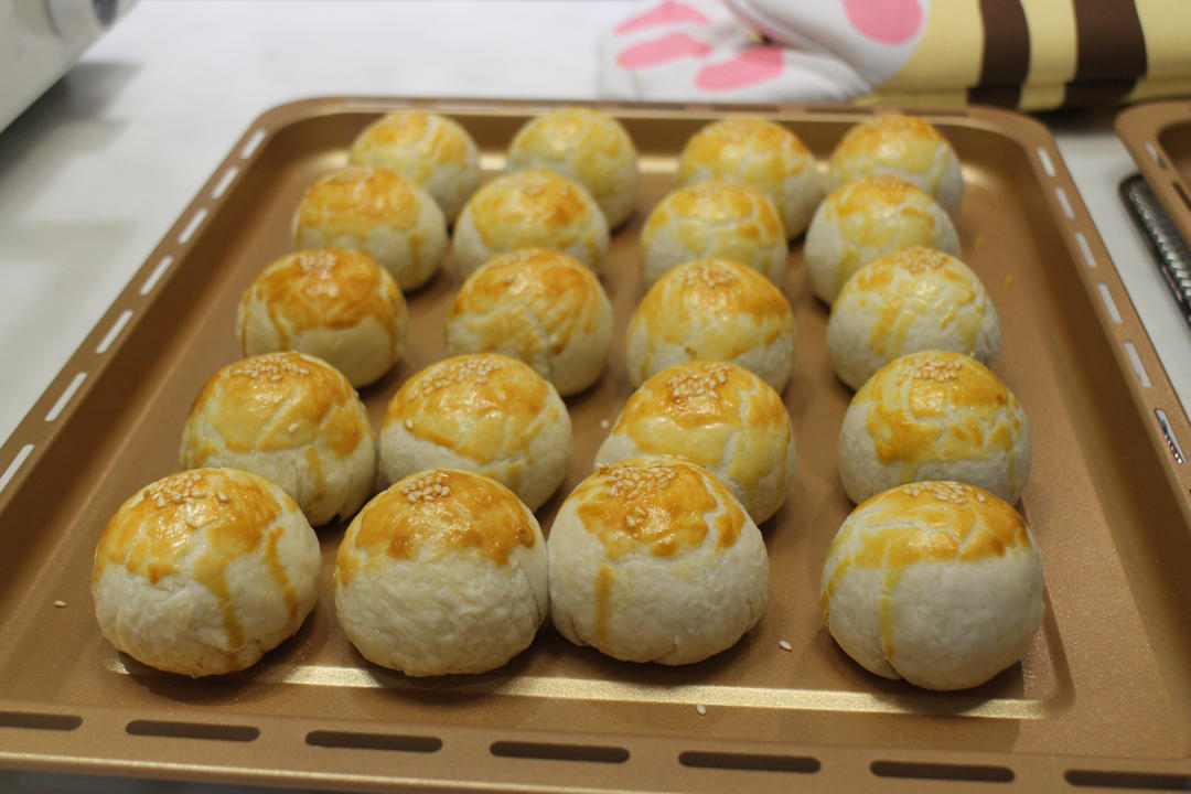又搓了8000枚蛋黄酥，仍然不开裂 不爆馅 更简单，适合新手