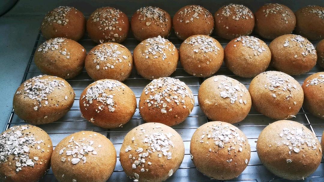 无油无糖纯全麦面包